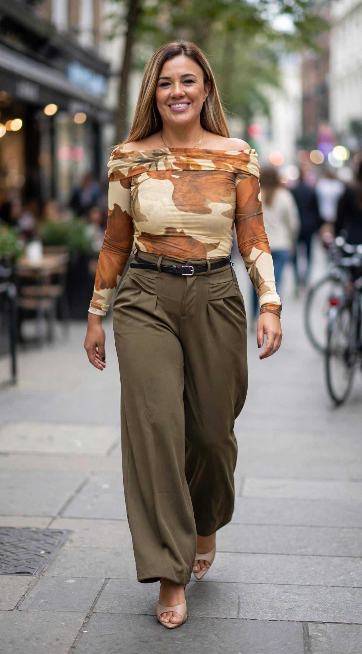 Blusa Straple Estampada en Tela dfe Mesh de Manga Larga